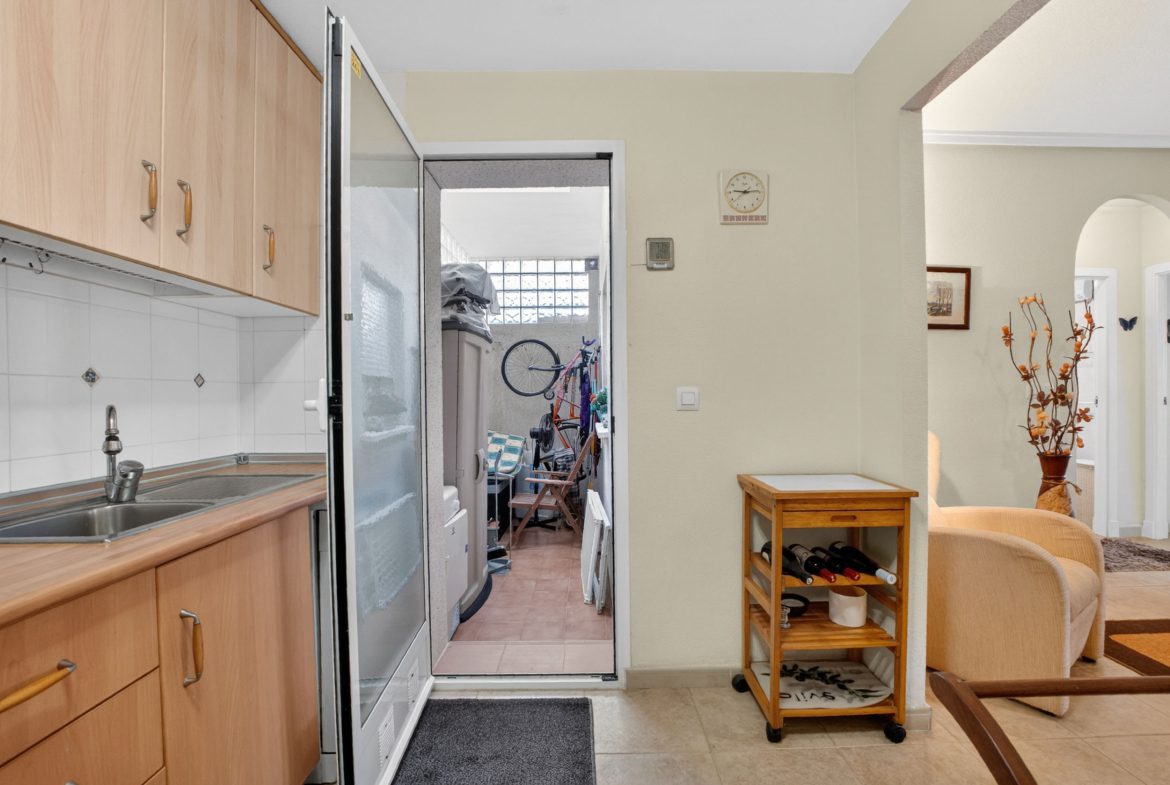 2 Bed Apartment on Ground Floor in Aguas Nuevas, Torrevieja Contemporary Style