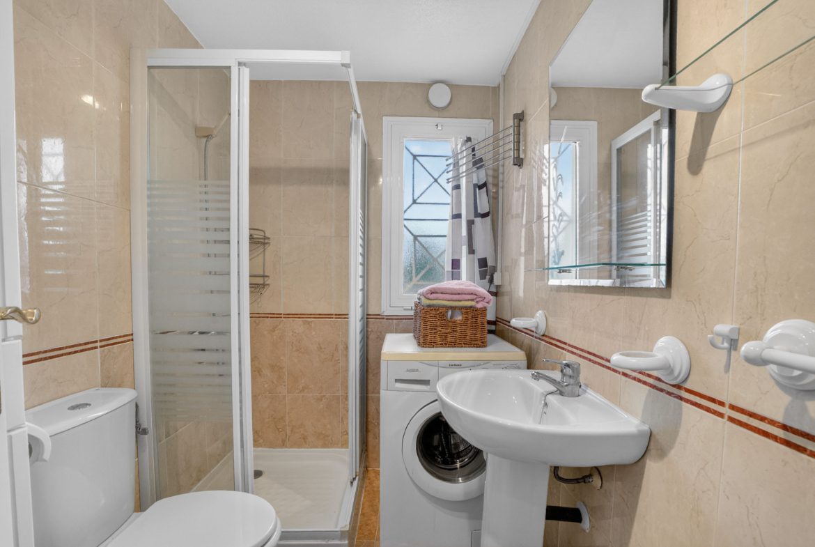 2 Bed Apartment on Ground Floor in Aguas Nuevas, Torrevieja Contemporary Style