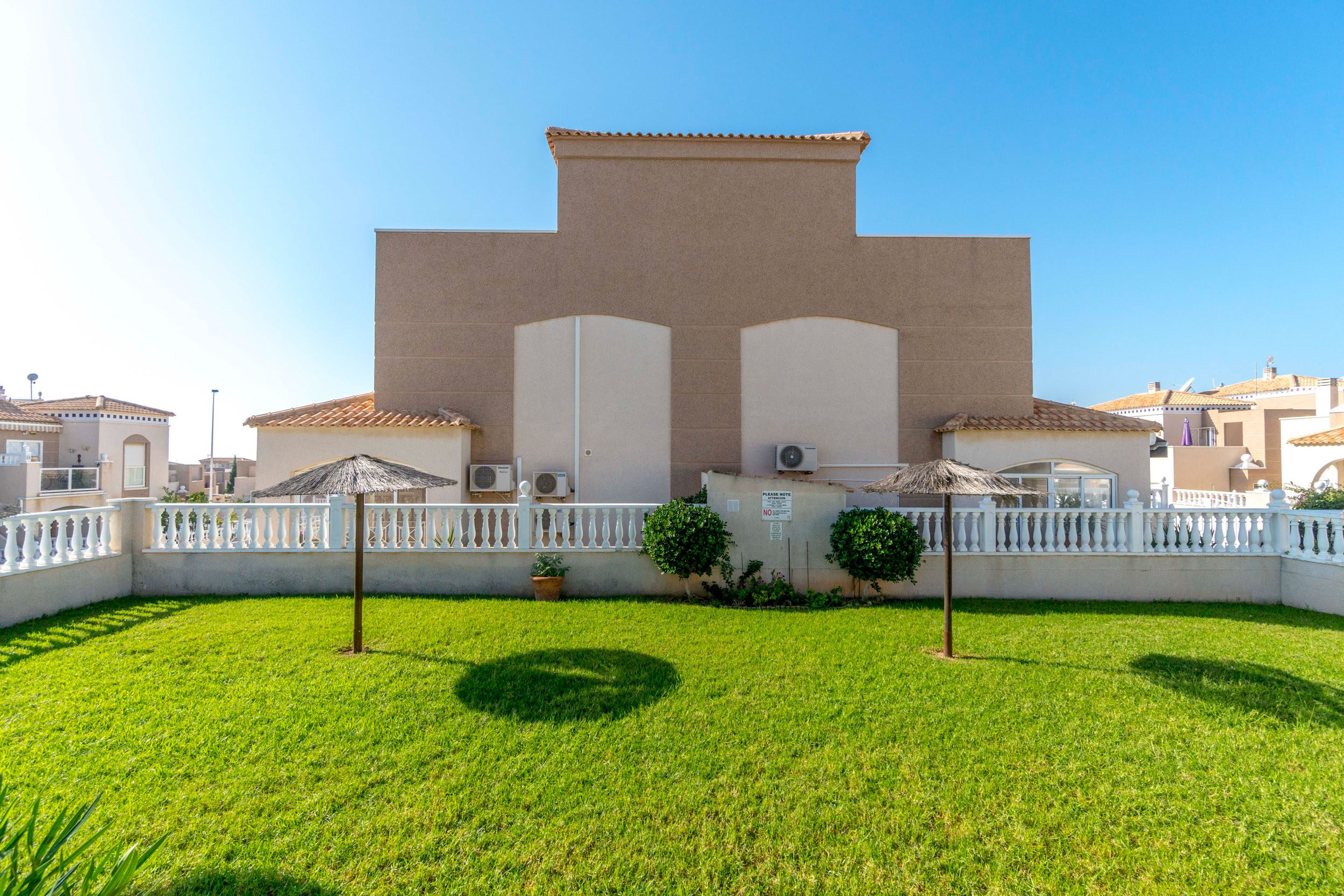 2 Bed Apartment on Ground Floor in Aguas Nuevas, Torrevieja Contemporary Style