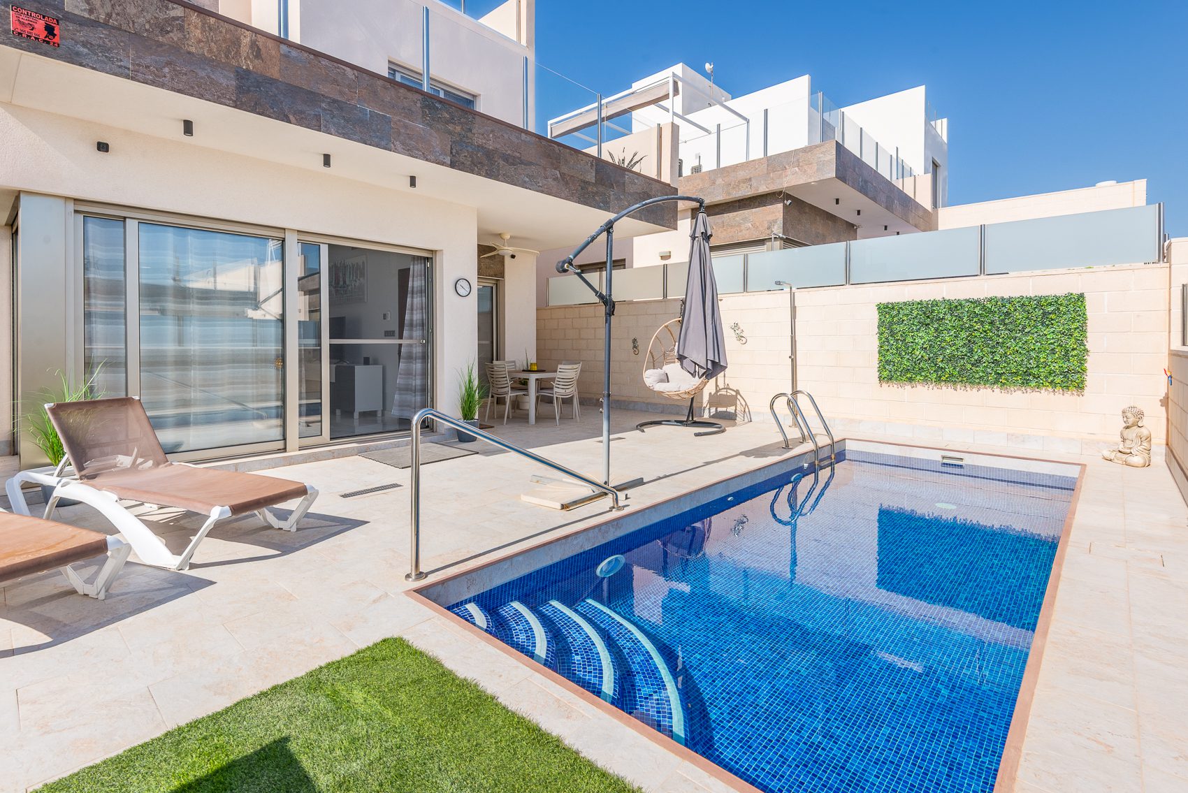 Monica – Calle Nerbion 6, Villa Martin-11 pool and terrace view