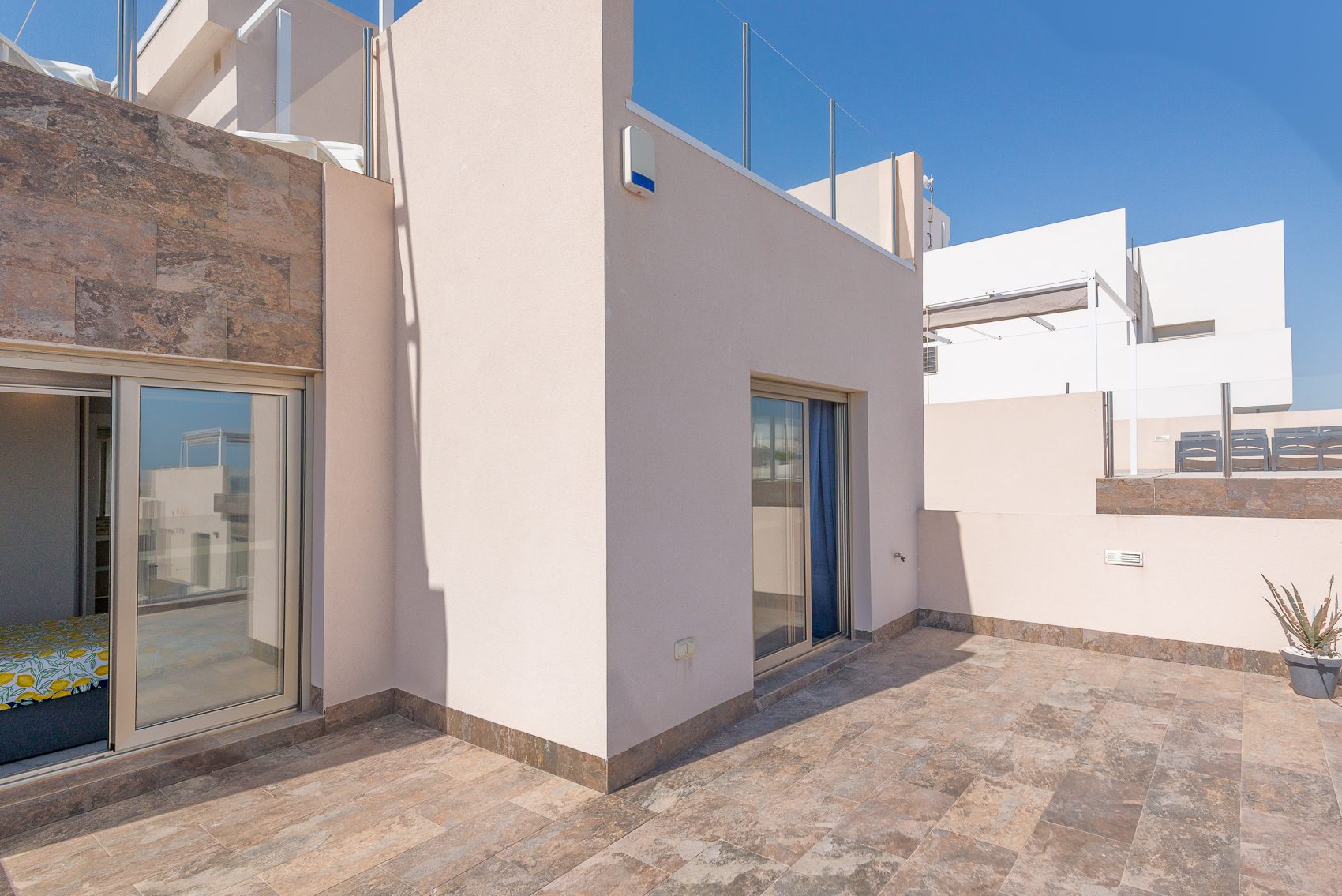 Monica – Calle Nerbion 6, Villa Martin-21 A fantastic opportunity to secure this stunning modern detached villa at Pink Paradise, Villamartin, Orihuela