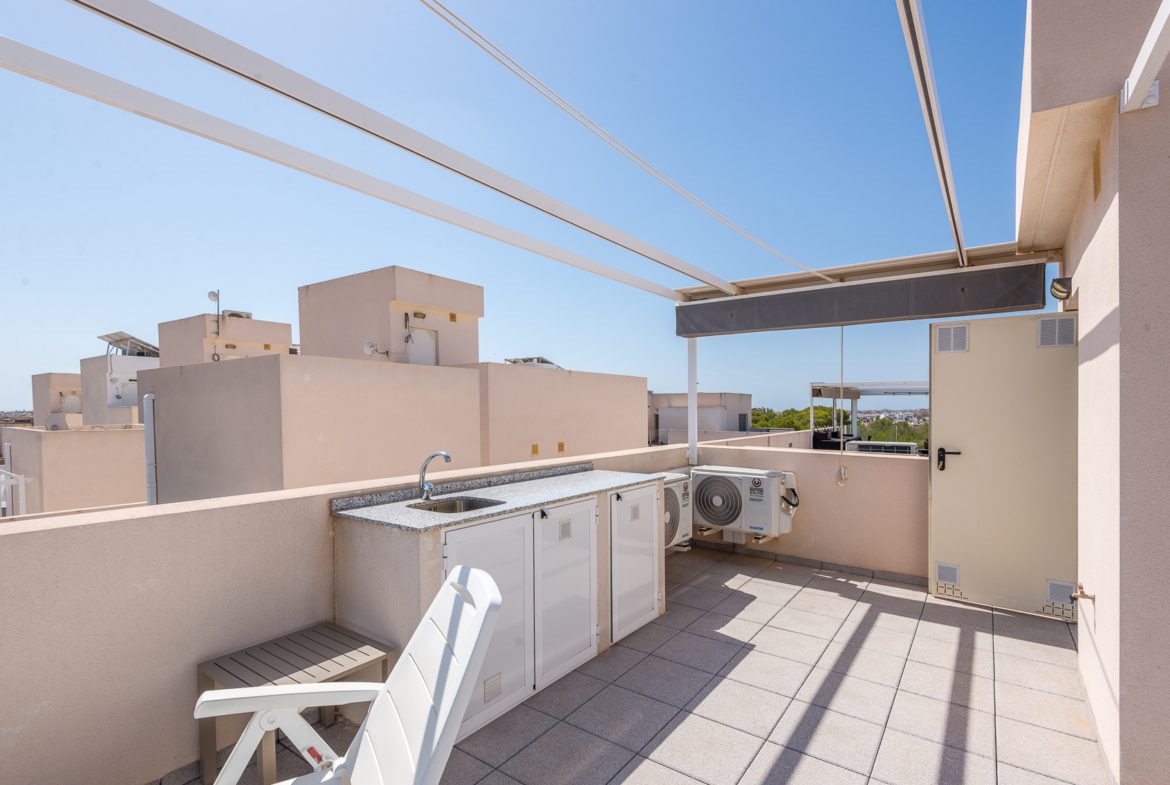 A fantastic opportunity to secure this stunning modern detached villa at Pink Paradise, Villamartin, Orihuela