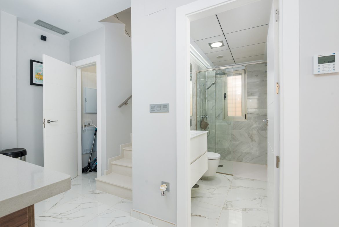 A fantastic opportunity to secure this stunning modern detached villa at Pink Paradise, Villamartin, Orihuela