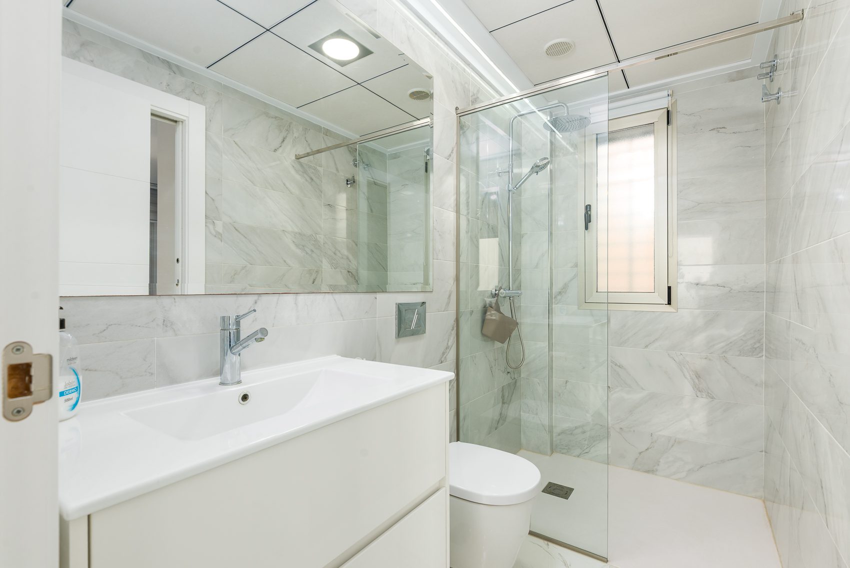 Monica – Calle Nerbion 6, Villa Martin-48 A fantastic opportunity to secure this stunning modern detached villa at Pink Paradise, Villamartin, Orihuela