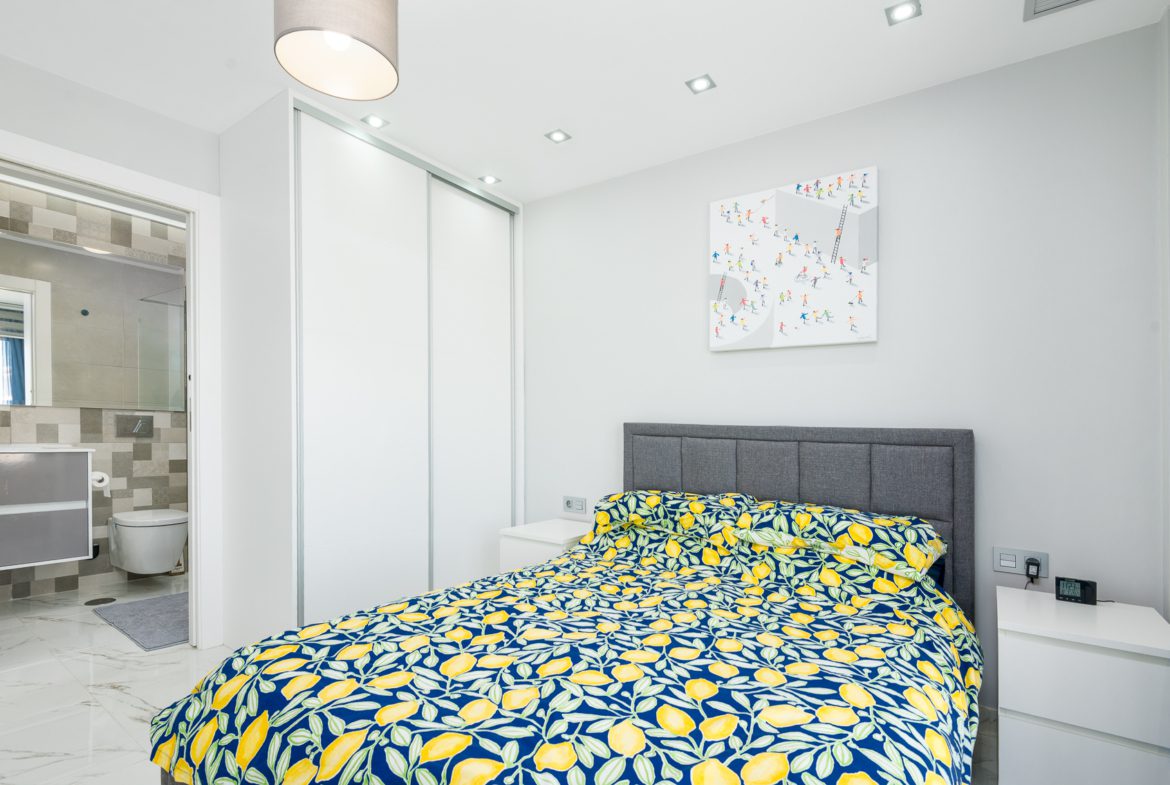 A fantastic opportunity to secure this stunning modern detached villa at Pink Paradise, Villamartin, Orihuela