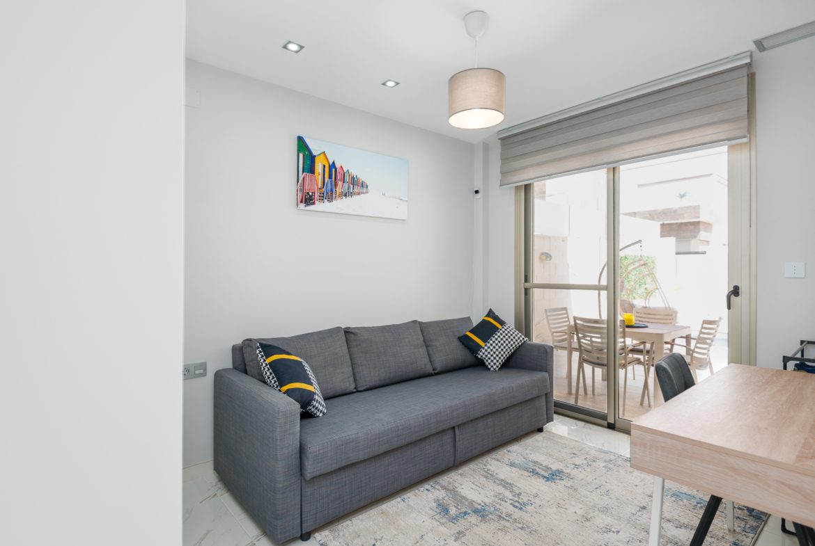 A fantastic opportunity to secure this stunning modern detached villa at Pink Paradise, Villamartin, Orihuela