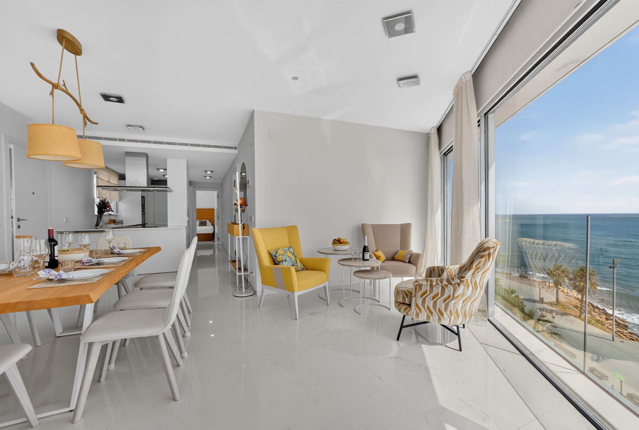 20260903142051000000_DSC03854 Penthouse located in a prime location