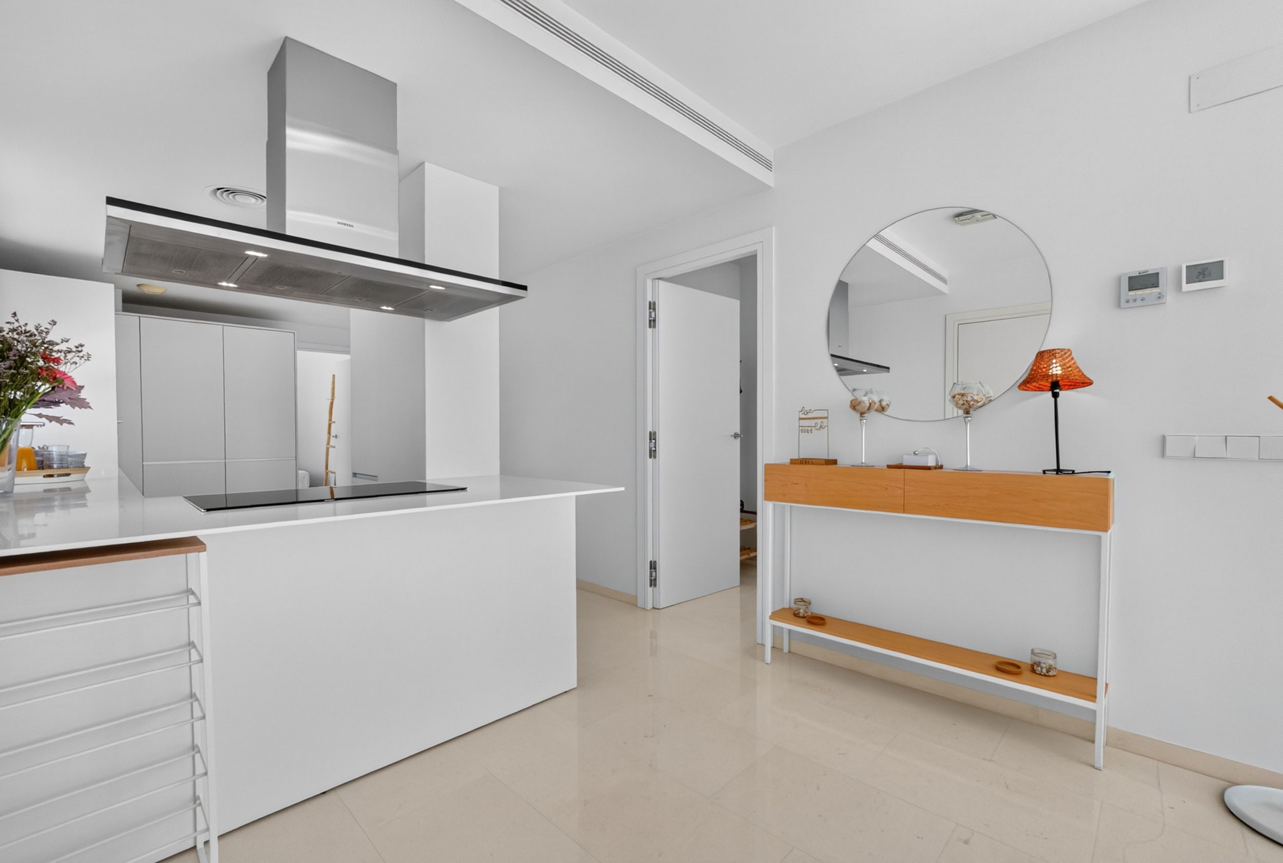 20260903142051000000_DSC03867 Penthouse located in a prime location
