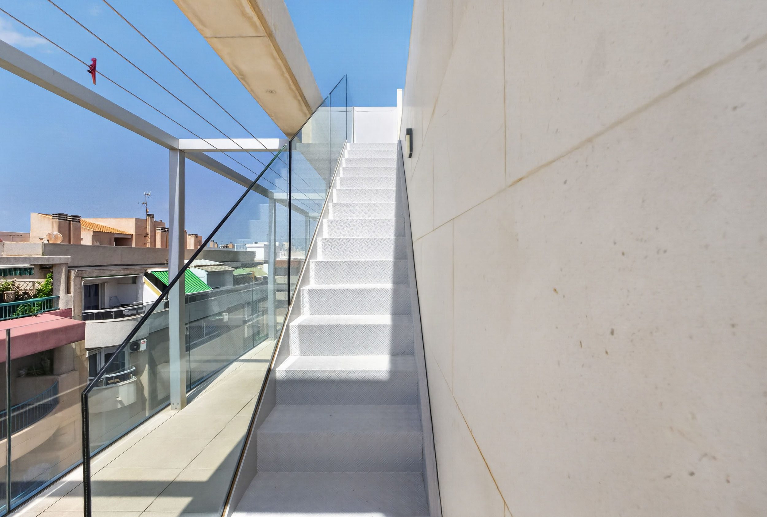 20260903142051000000_DSC03958 Penthouse located in a prime location