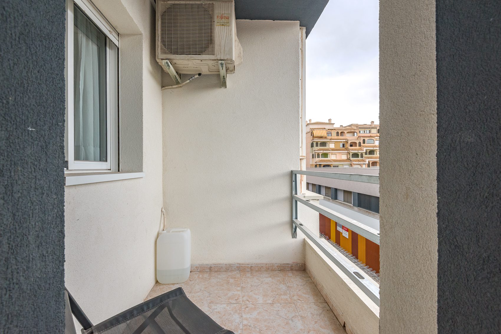 Monica – C. San Policarpo, 87-15 Charming 2-Bedroom Apartment in Torrevieja city.