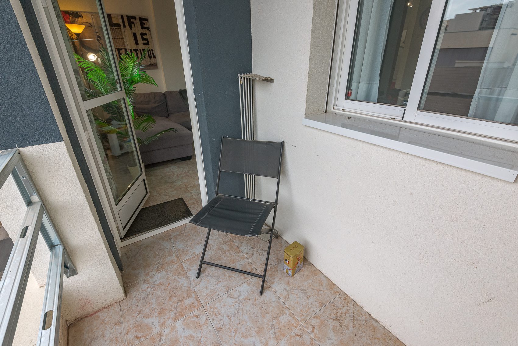 Monica – C. San Policarpo, 87-17 Charming 2-Bedroom Apartment in Torrevieja city.