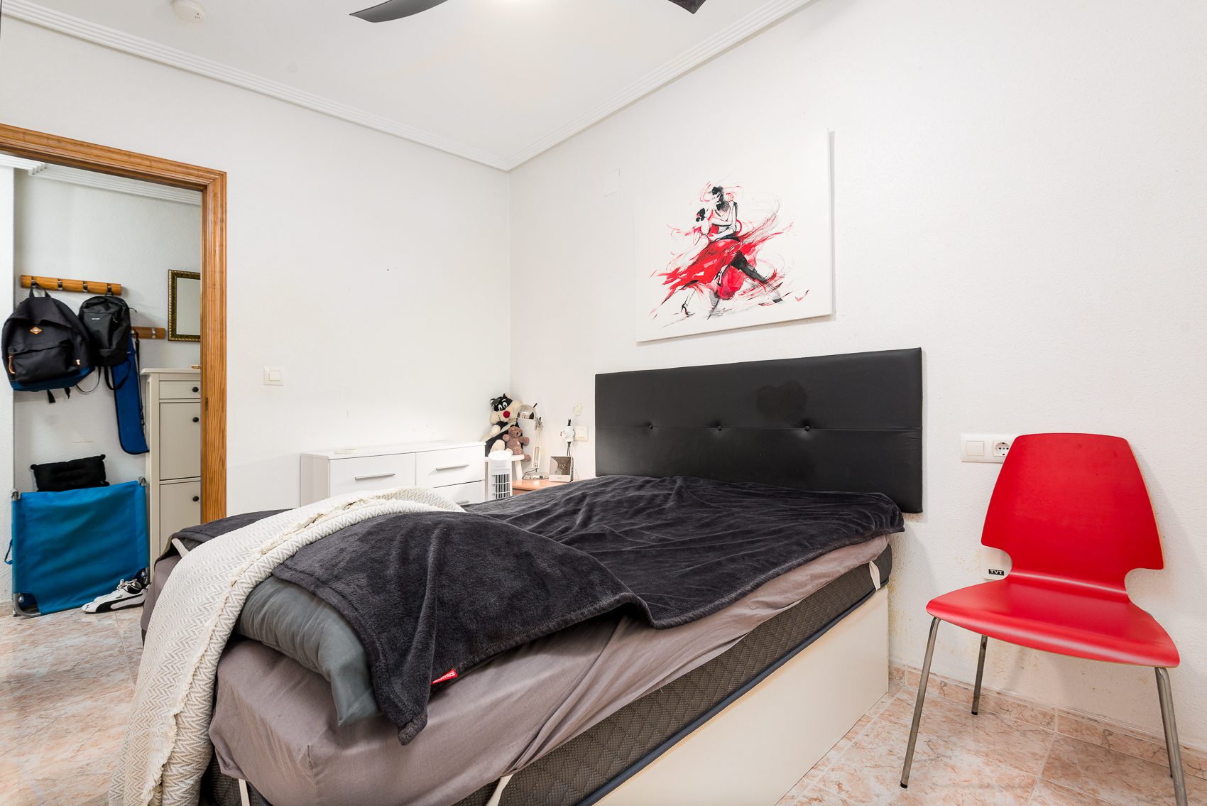 Monica – C. San Policarpo, 87-2 Charming 2-Bedroom Apartment in Torrevieja city.