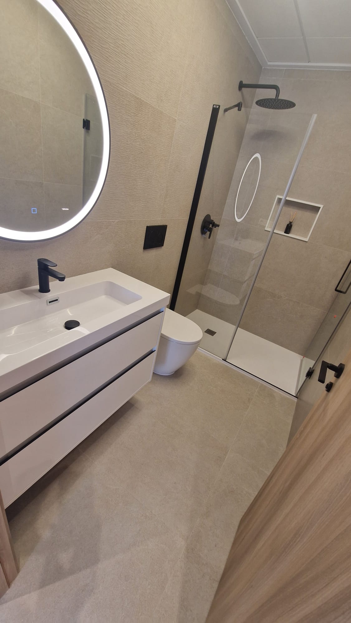 7 bathroom